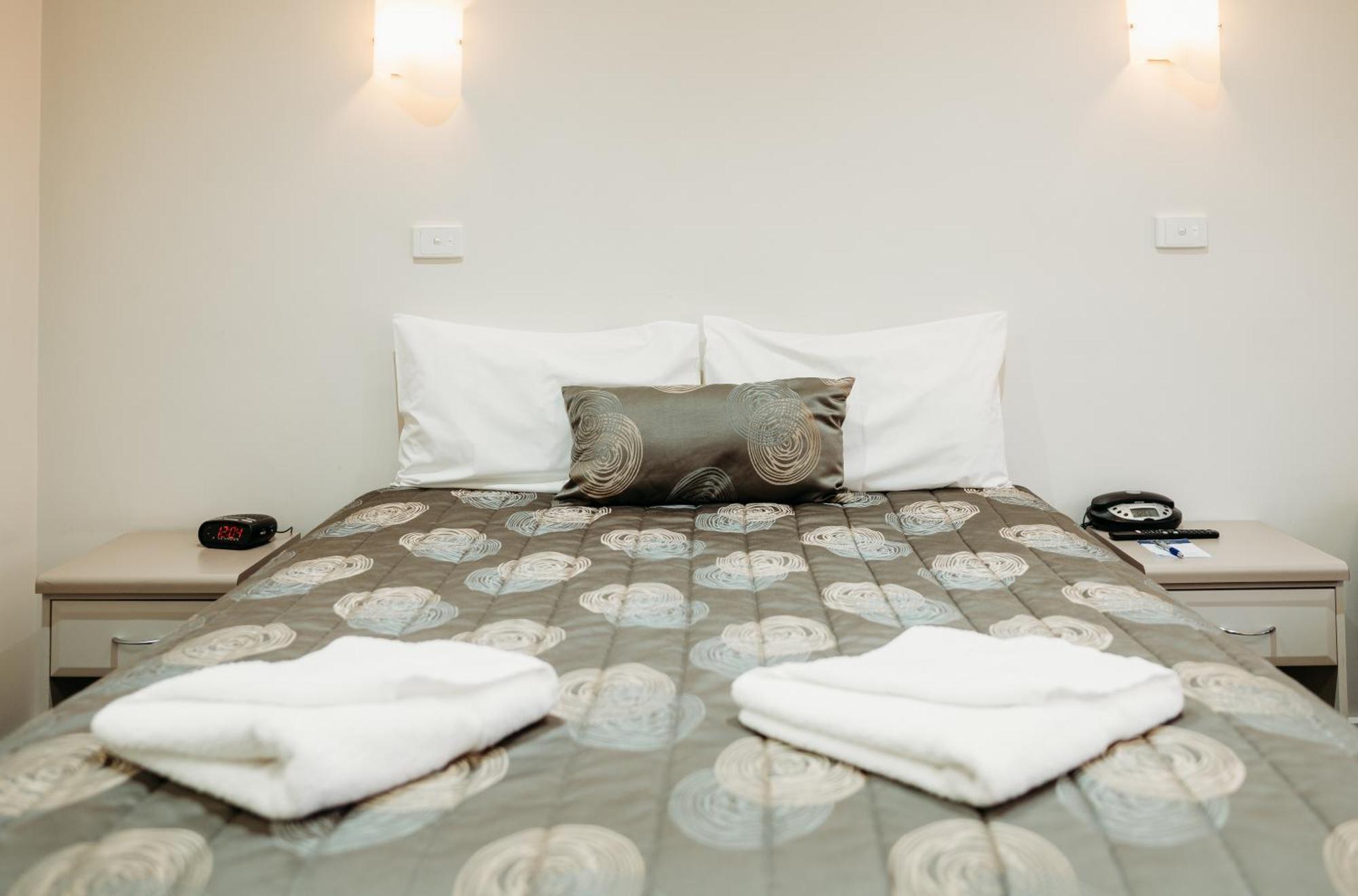 Ceduna Foreshore Hotel Motel Экстерьер фото